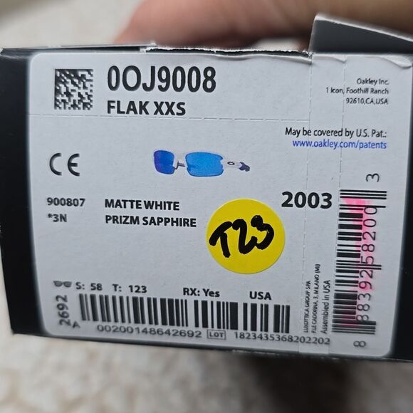 NWT Oakley Oj9008 Flak XXS Square Sunglasses Color: Matte White/Prizm Sapphire - Picture 9 of 9